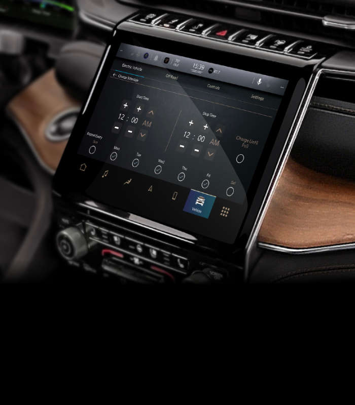 Jeep Grand Cherokee, екран інформаційно-розважальної системи